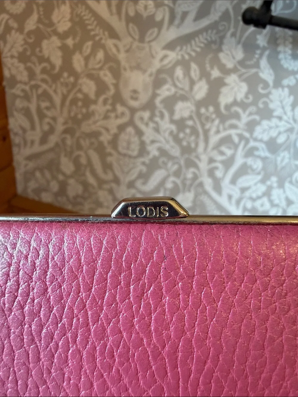 Lodis Pink Pebble Grain Leather Kisslock Wallet - Picture 3 of 4